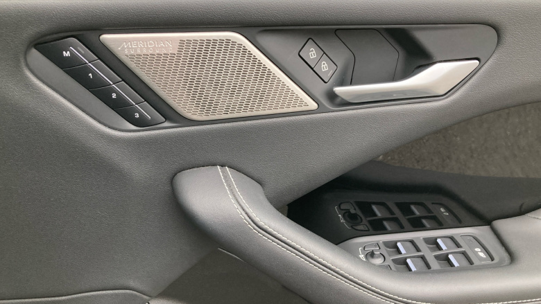 Jaguar I-Pace 294kW EV400 HSE Black 90kWh 5dr Auto 11kW Charger Electric Estate